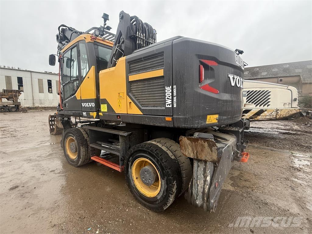 Volvo EW200E Teleskopski viličari