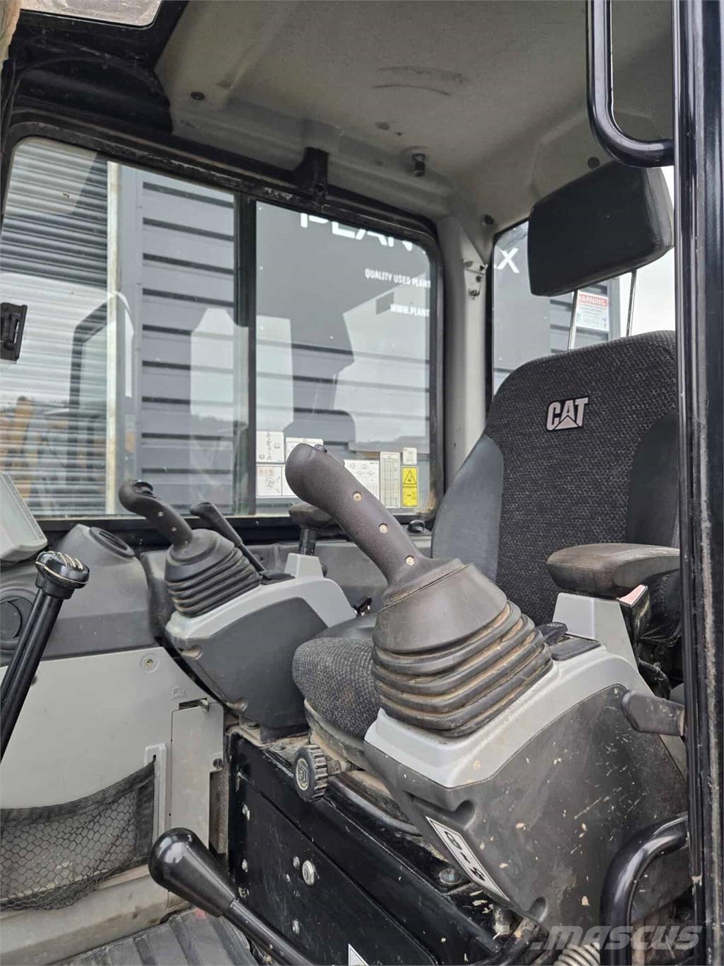 CAT 305E2 Midi bageri 7t – 12t