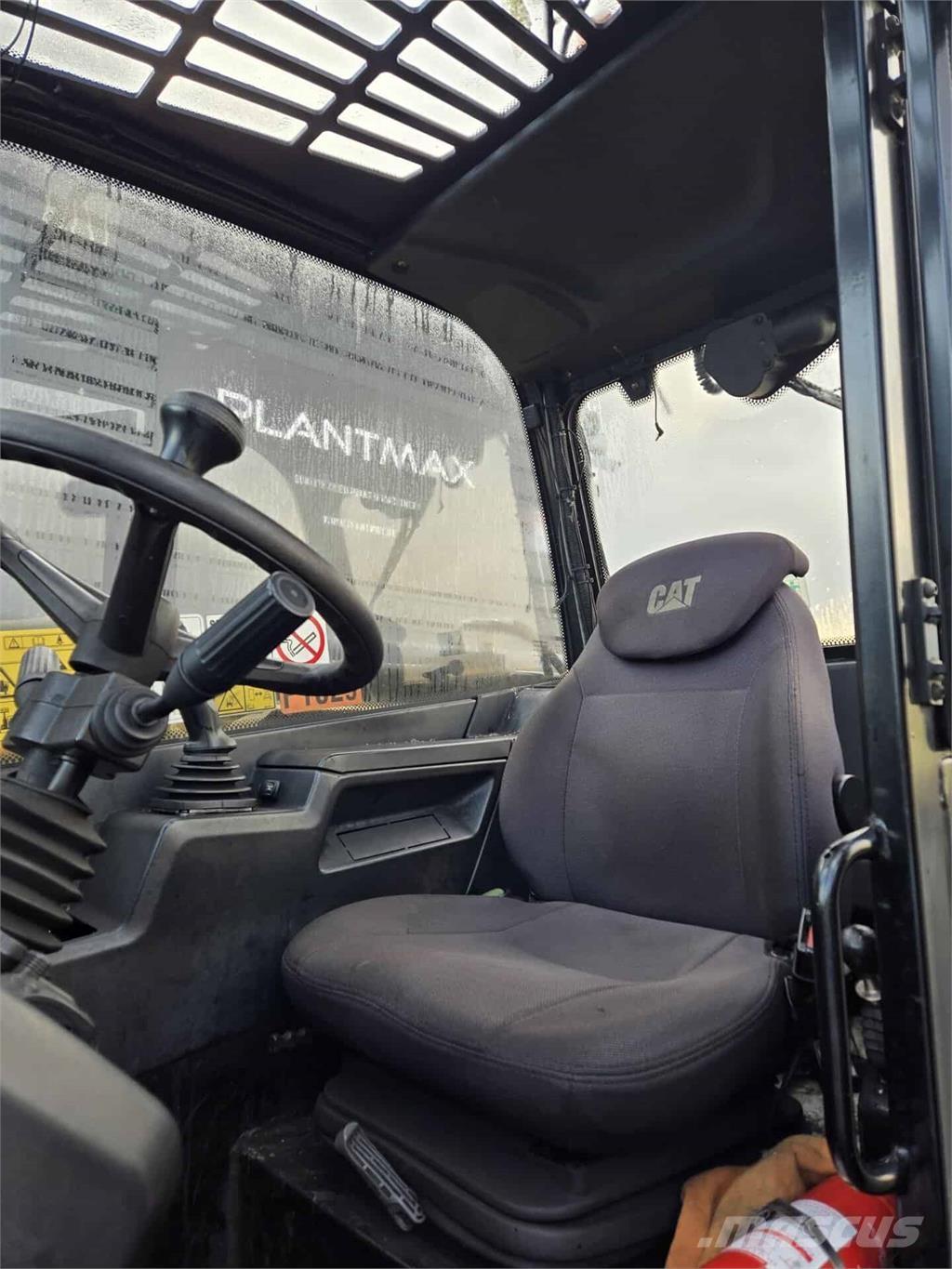 CAT TH417 Teleskopski viličari