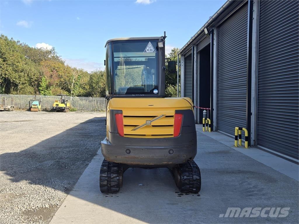 Volvo EC27C Mini bageri <7t