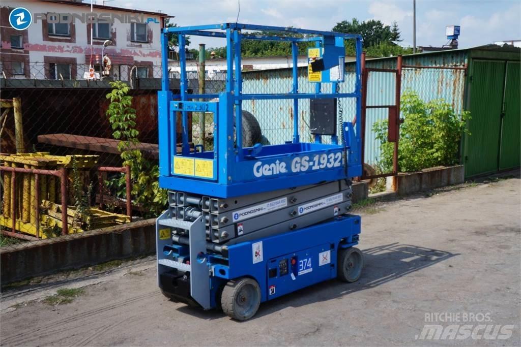 Genie 1932 Škaraste platforme