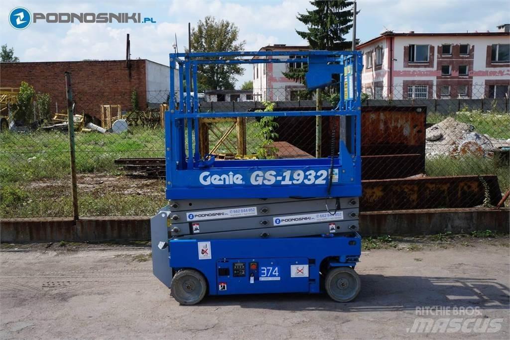 Genie 1932 Škaraste platforme