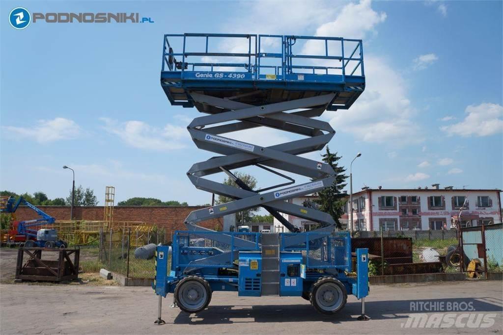 Genie 4390 RT Škaraste platforme