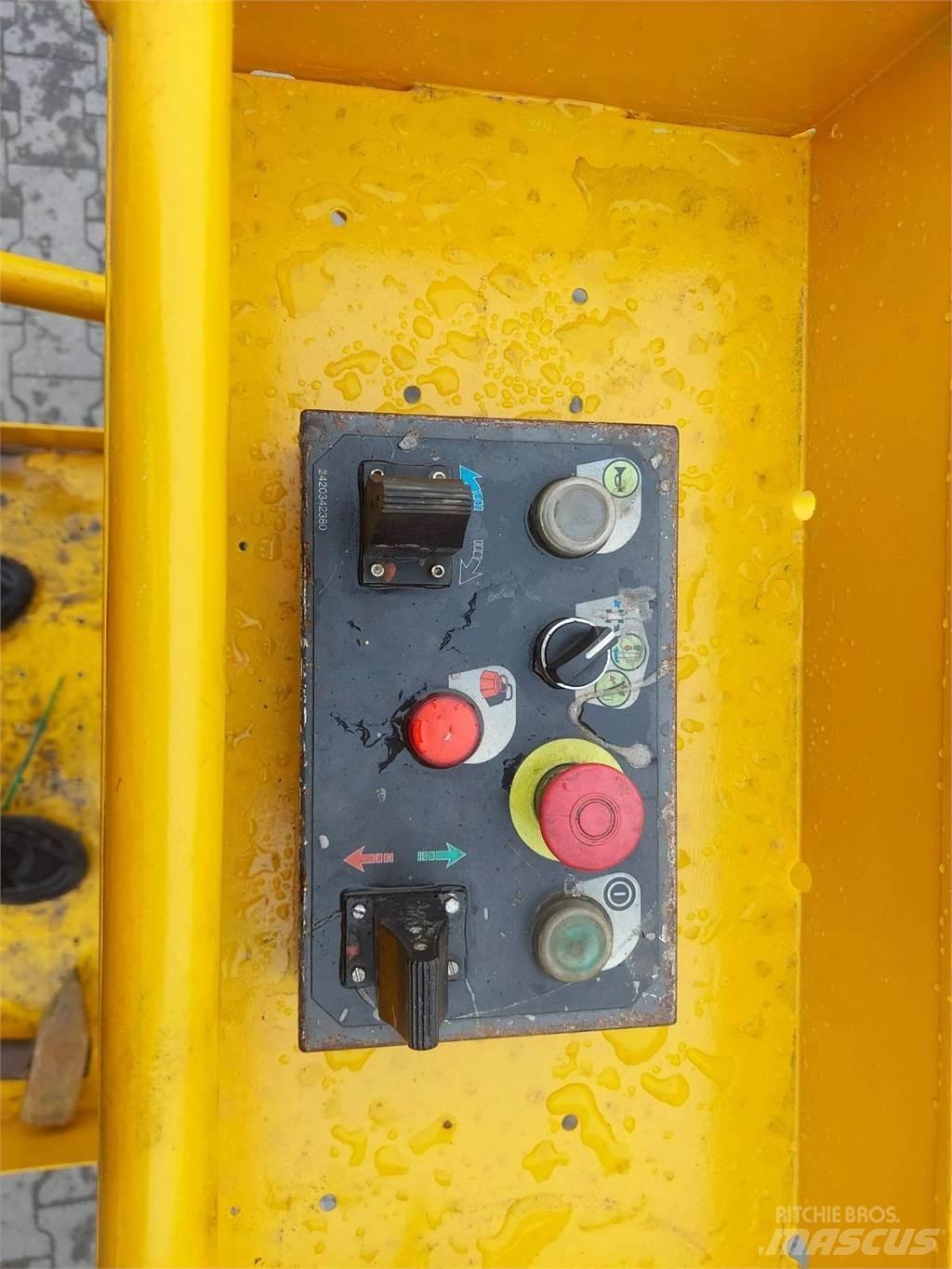Haulotte Star 10 Vertikalne radne podizne platforme