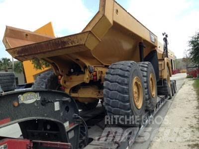 CAT 725C Zglobni demperi