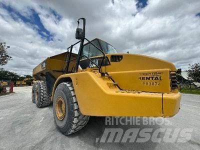 CAT 740 Zglobni demperi
