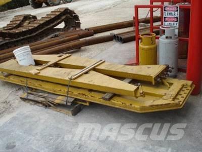 CAT 740 Tailgate Ostale komponente