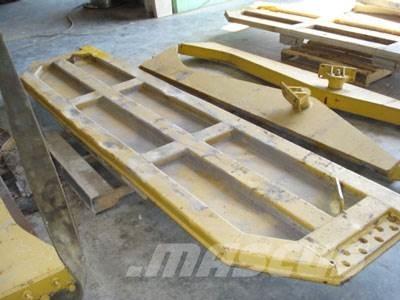 CAT 740 Tailgate Ostale komponente