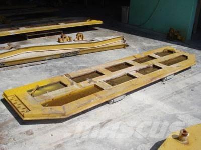 CAT 740 Tailgate Ostale komponente