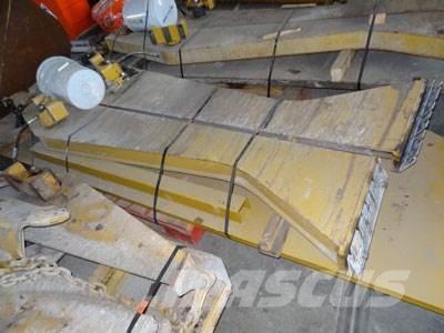 CAT 740 Tailgate Ostale komponente