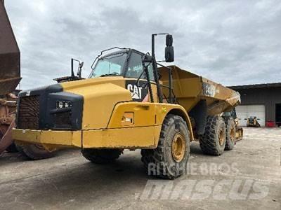 CAT 740B Zglobni demperi