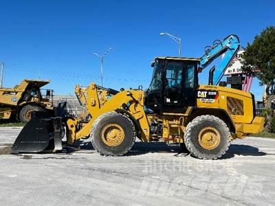 CAT 938M Utovarivači na kotačima