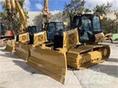 CAT D3 LGP Buldožeri gusjeničari