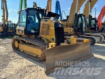 CAT D3K2 LGP Buldožeri gusjeničari