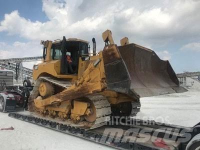 CAT D8T Buldožeri gusjeničari