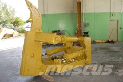 CAT D8T /D8R Ripper, S/S Ostale komponente