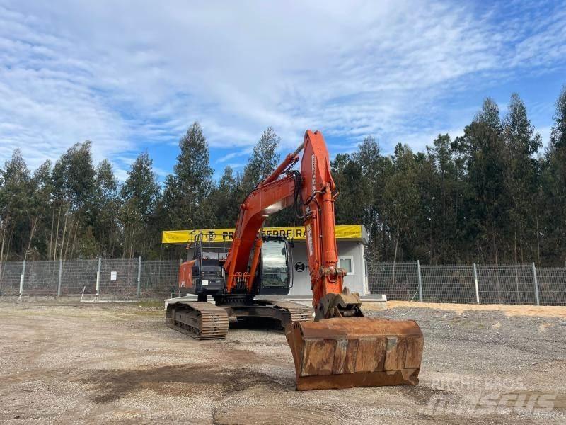 Hitachi ZX250LC-6 Bageri gusjeničari