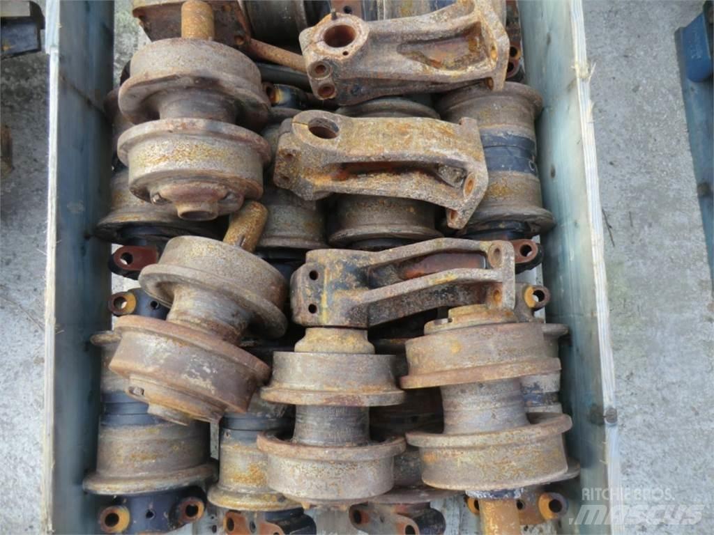 CAT 231D Gusjenice