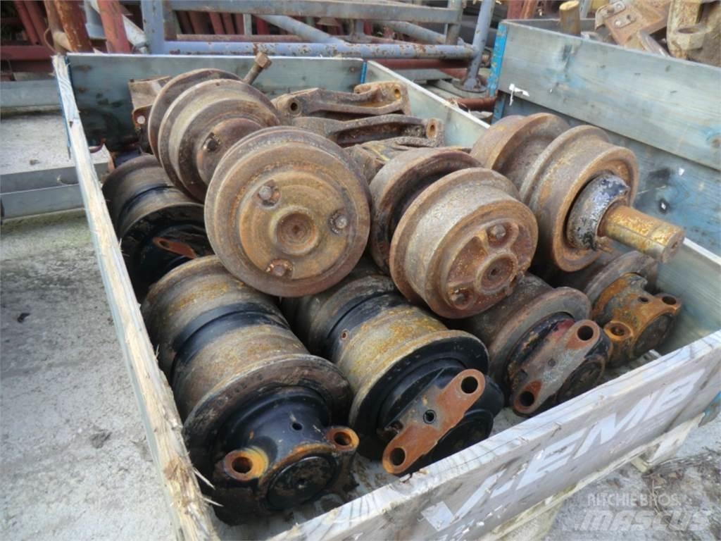 CAT 231D Gusjenice