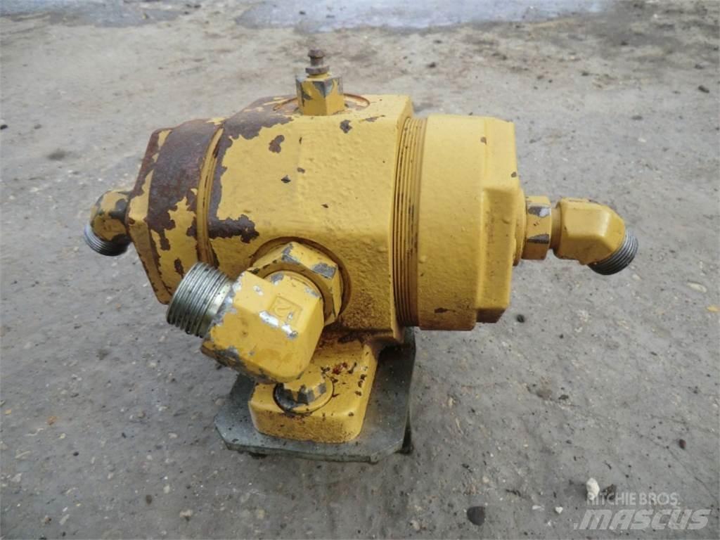 CAT 735 Ostalo