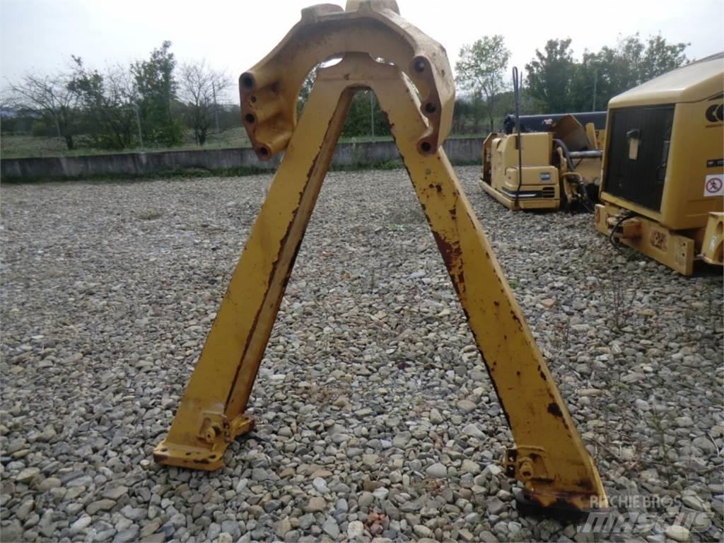 CAT 735 Šasije I ovjese