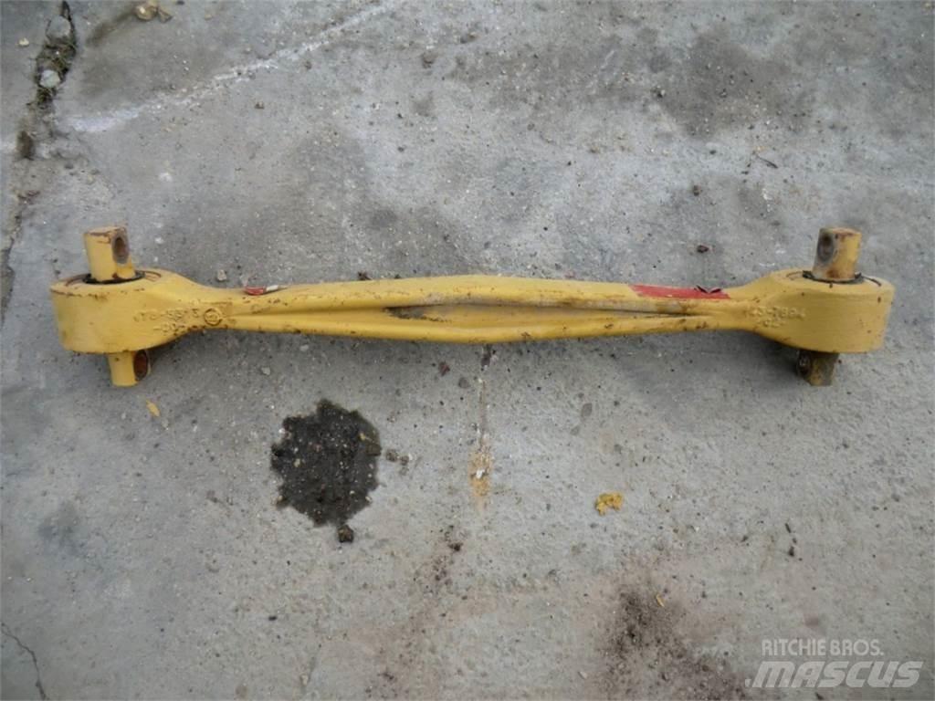 CAT 735 Gusjenice