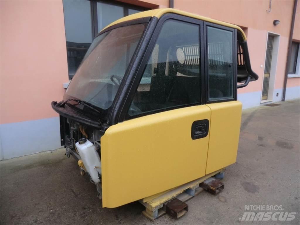 CAT 735 Šasije I ovjese