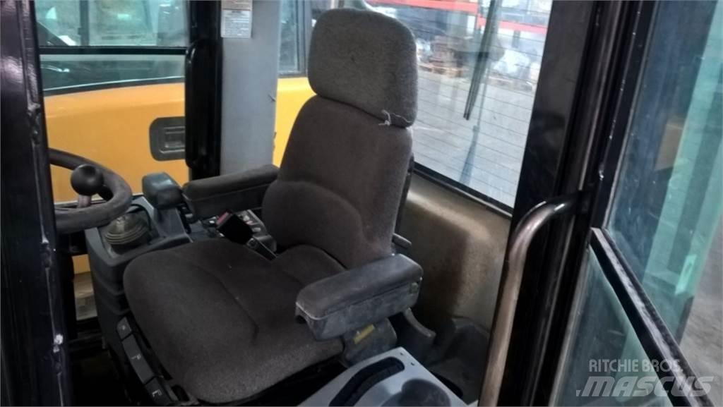 CAT 928G Šasije I ovjese