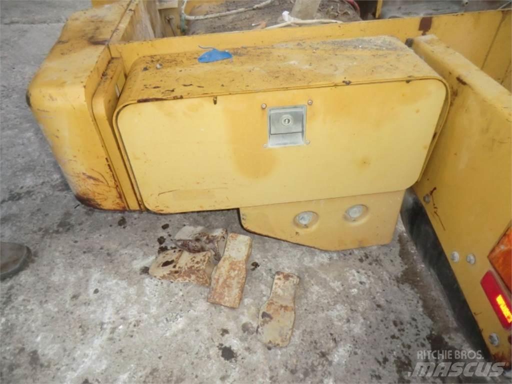 CAT 928G Šasije I ovjese