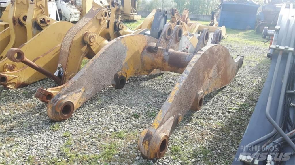 CAT 943 Ostalo