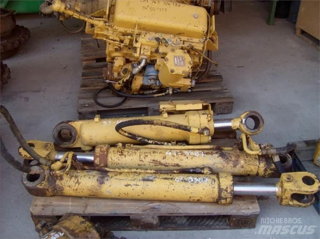 CAT 953 Ostalo