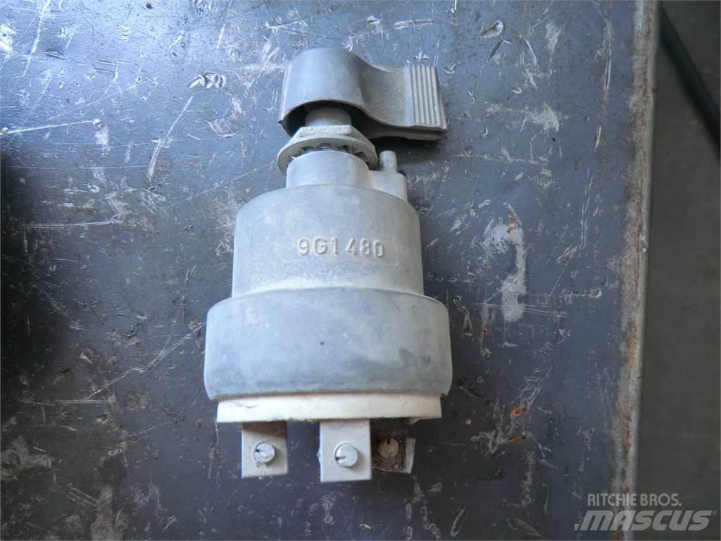 CAT 953 Ostalo