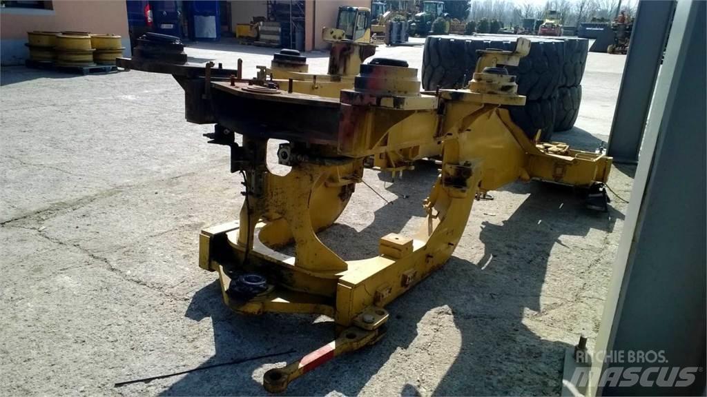 CAT 962H Šasije I ovjese