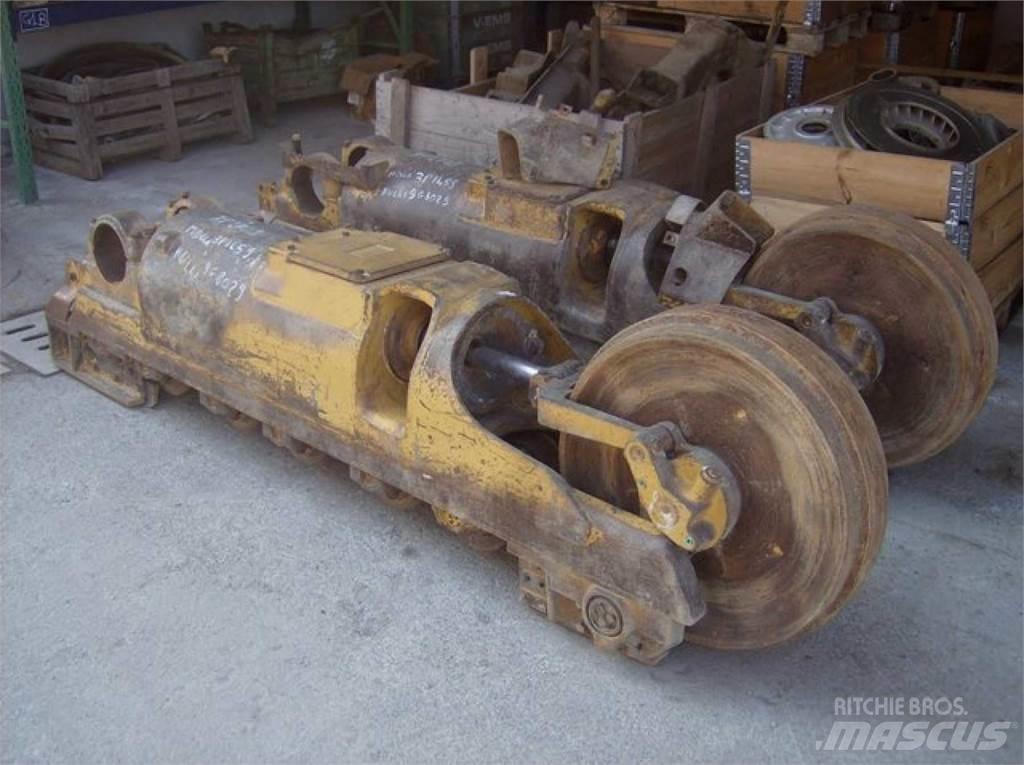 CAT 963 Gusjenice