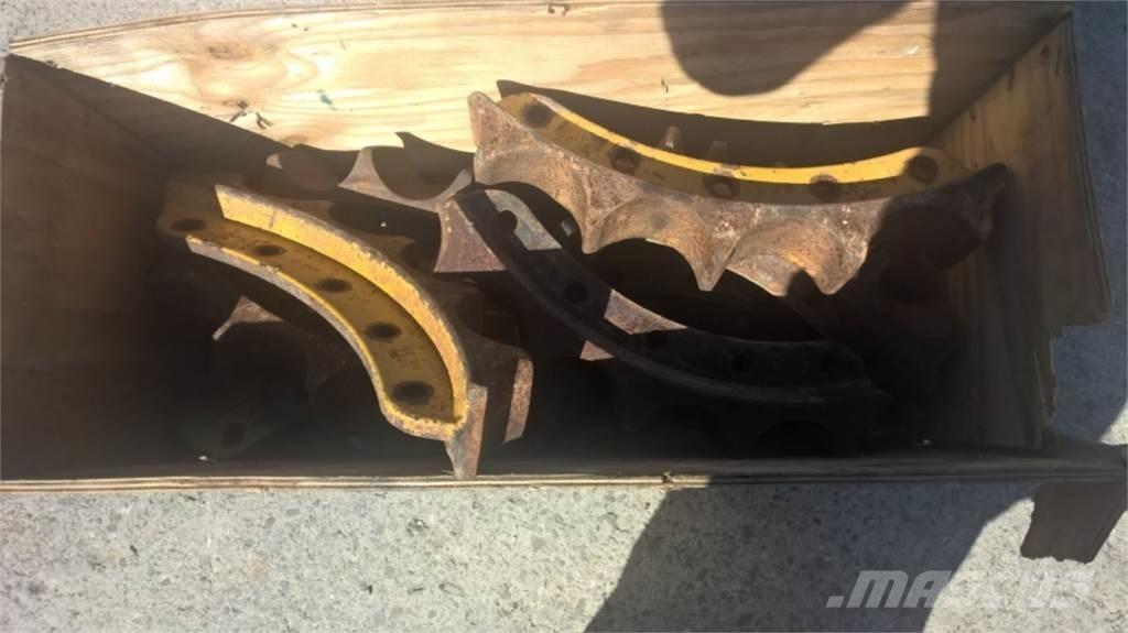 CAT 963D Gusjenice