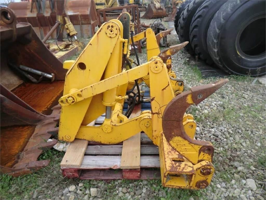 CAT 973C Gusjenice