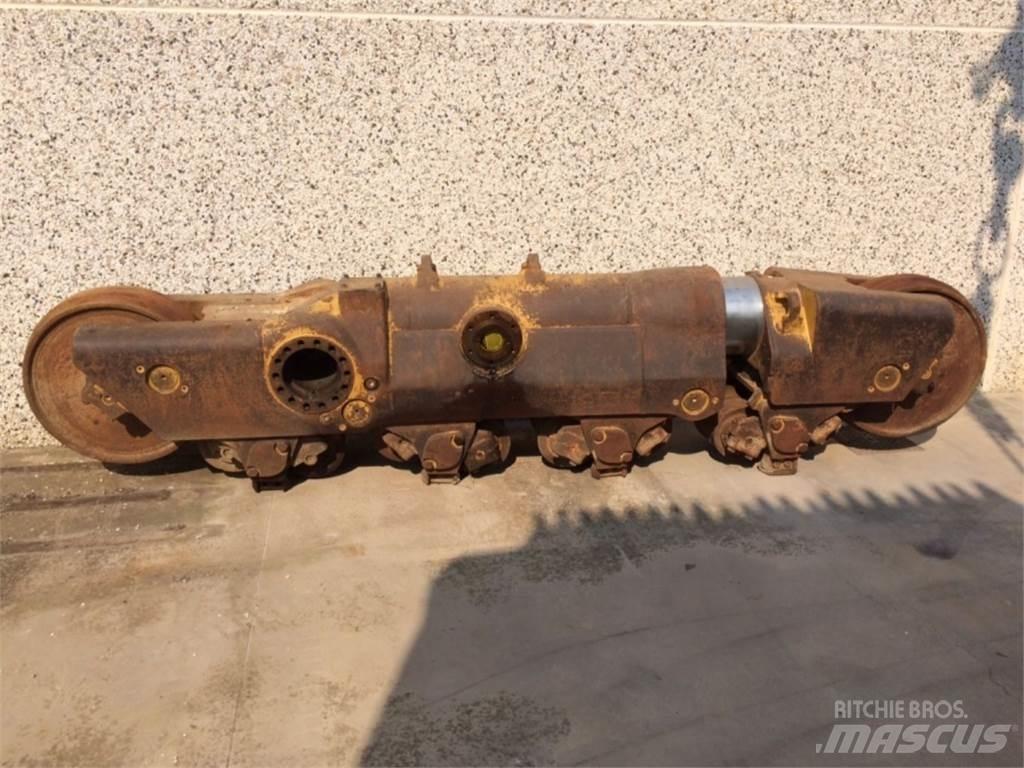 CAT  D8L Gusjenice