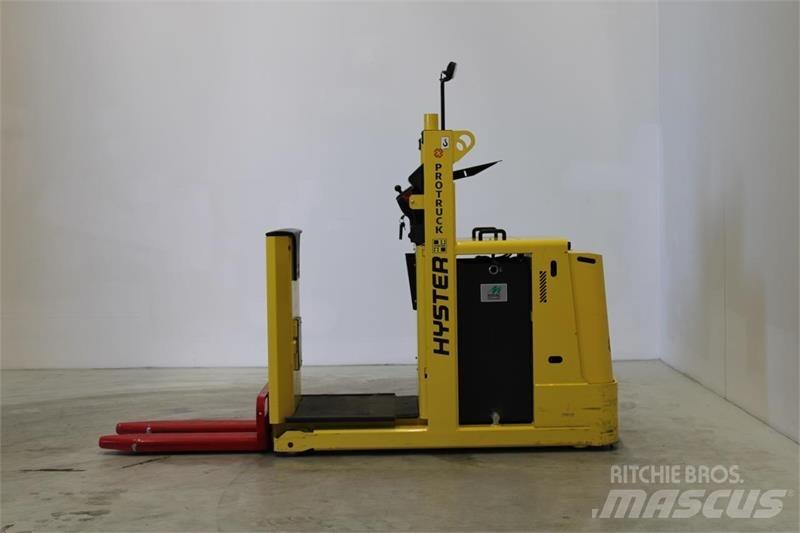 Hyster K1.0L Niskopodizni komisioni viličar