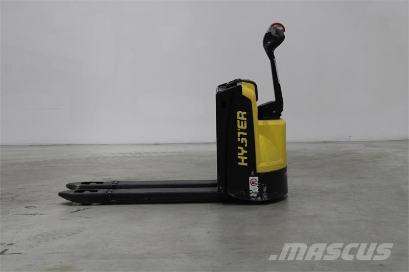 Hyster P1.6 Nisko podizni električni viličar