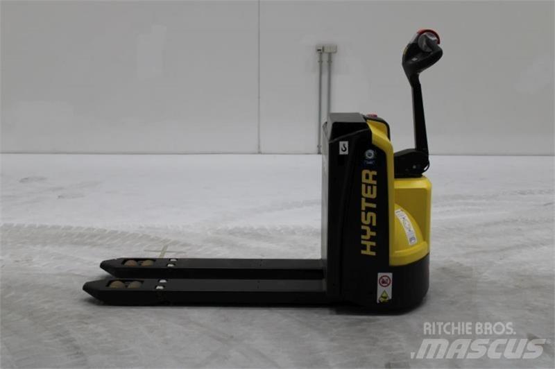 Hyster P1.6 Nisko podizni električni viličar