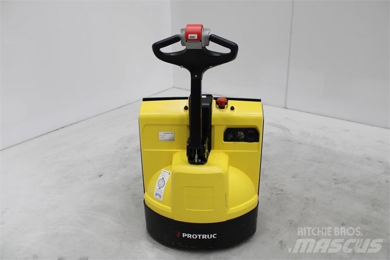 Hyster P1.6 Nisko podizni električni viličar
