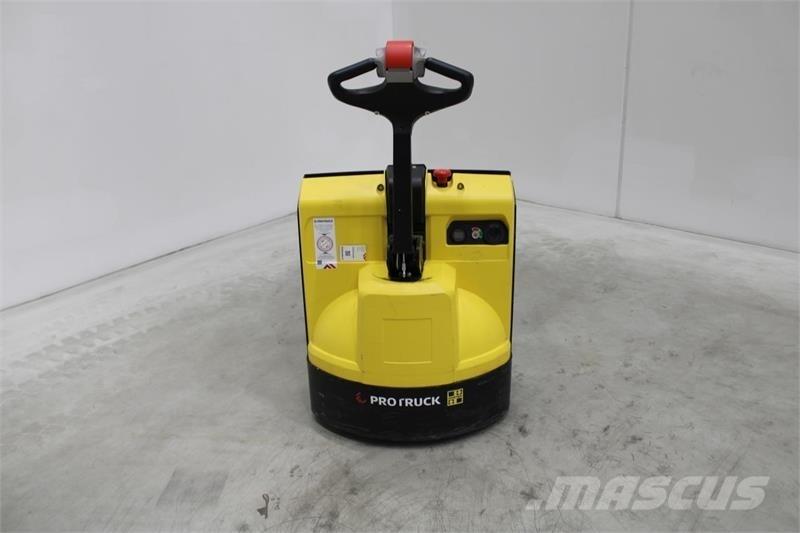 Hyster P1.6 Nisko podizni električni viličar