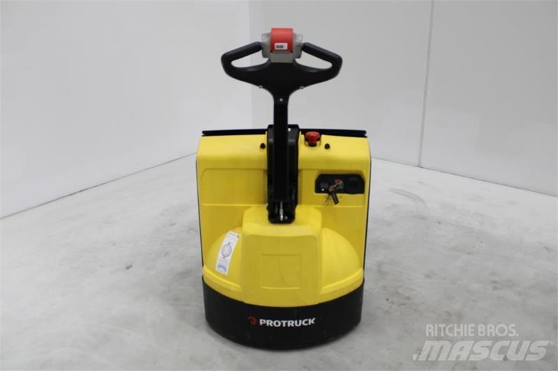Hyster P1.6 Nisko podizni električni viličar