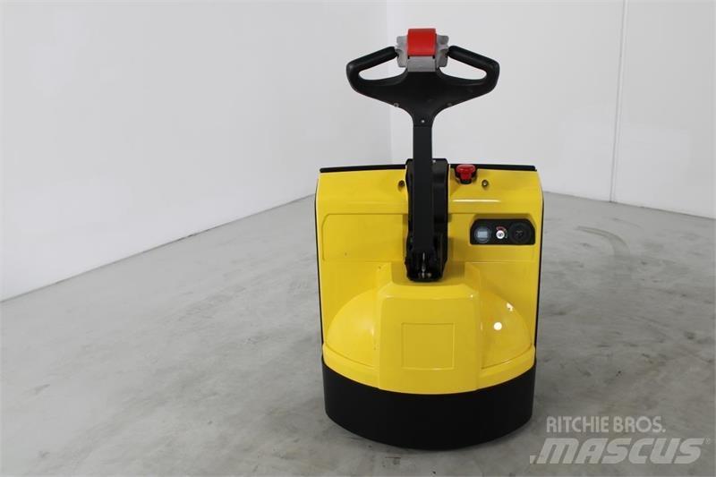 Hyster P1.6 Nisko podizni električni viličar