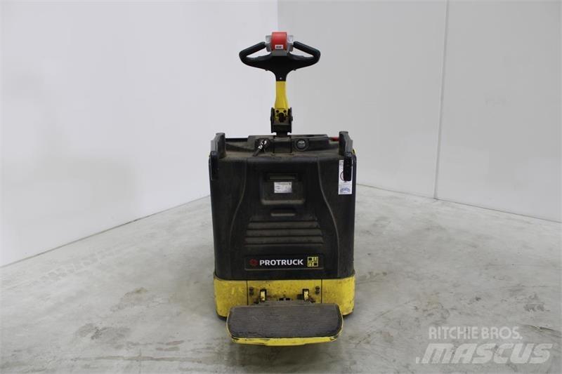 Hyster P2.0S Nisko podizni električni viličar sa platformu