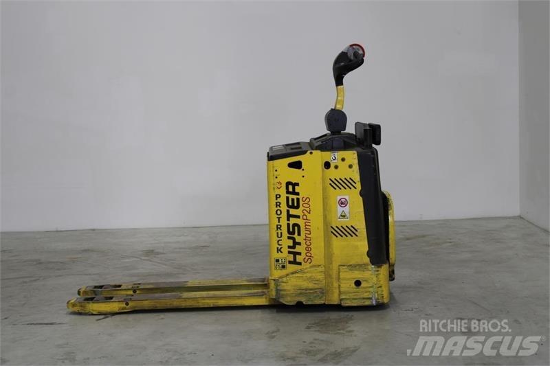 Hyster P2.0S Nisko podizni električni viličar sa platformu