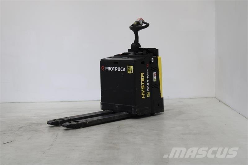 Hyster P2.0S Nisko podizni električni viličar sa platformu