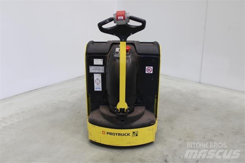 Hyster P3.0 Nisko podizni električni viličar
