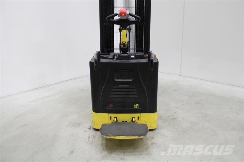 Hyster S1.5S Samopogonski ručni viličari