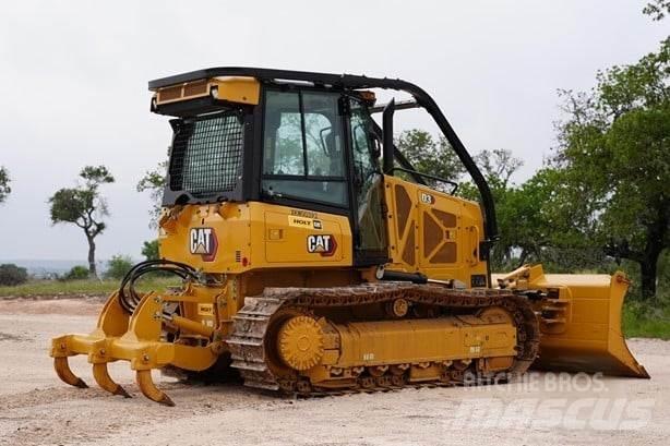 CAT D3 Buldožeri gusjeničari